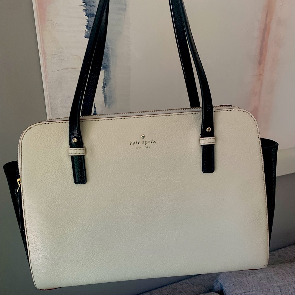 Beautiful black & cream kate spade purse